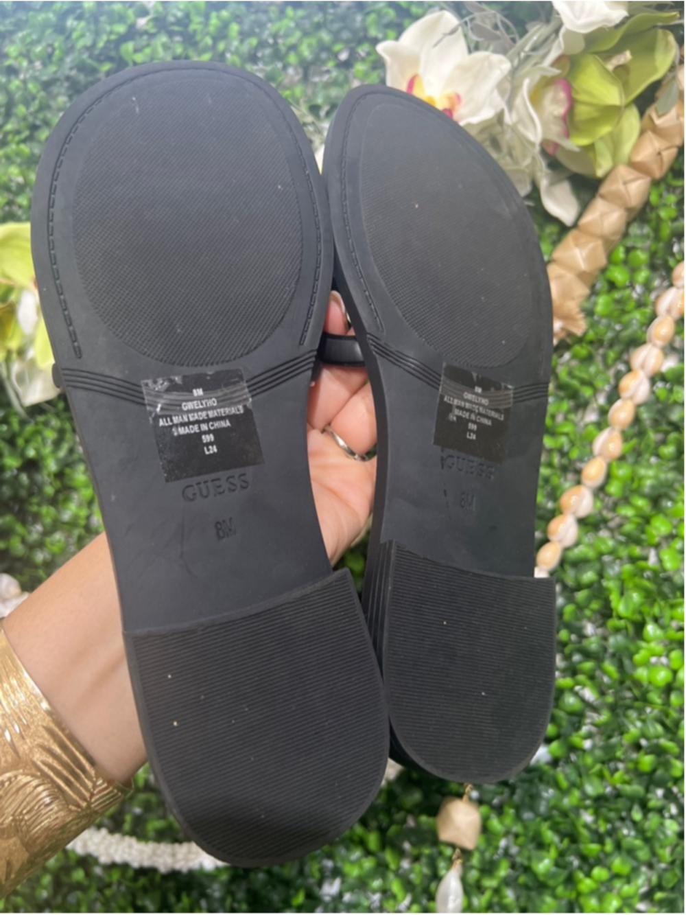 Guess Women's Elyho Jelly Cutout Logo Flat Sandals size 8 Slippers - Picture 10 of 11
